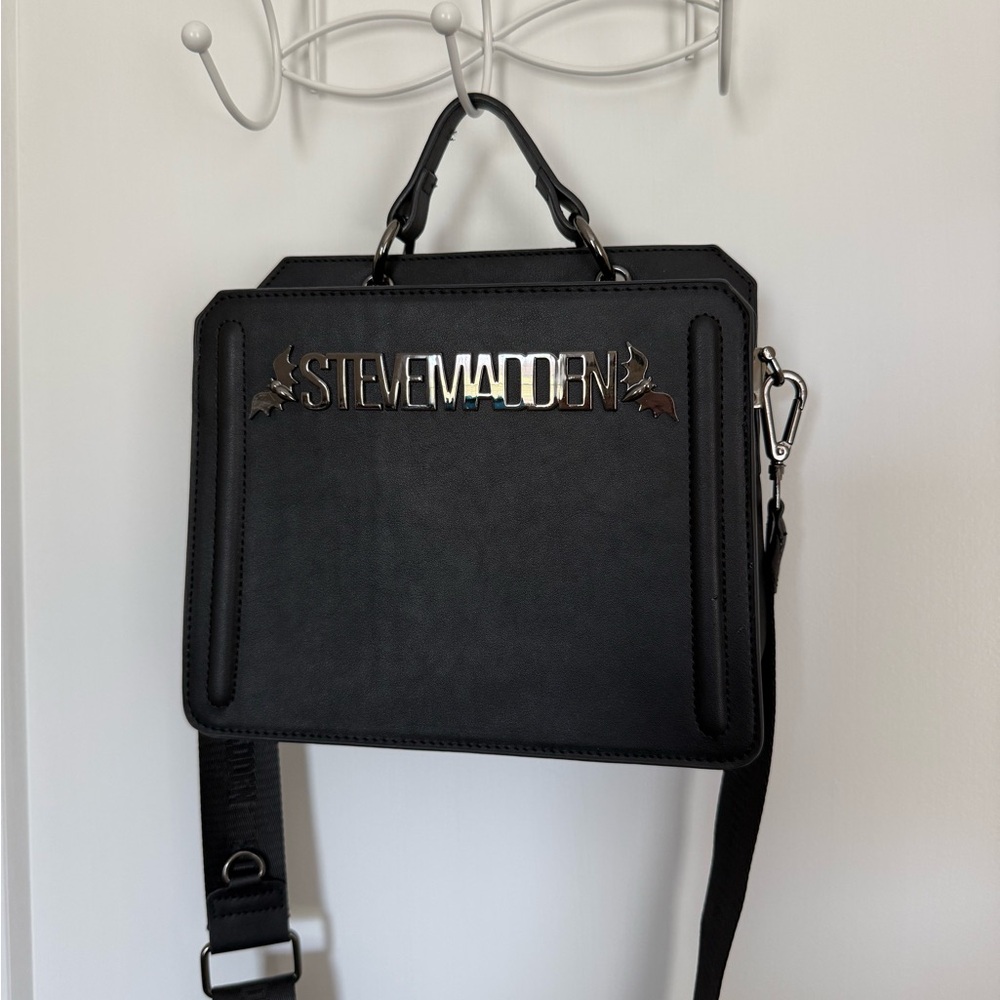 Steve Madden black bat Halloween purse